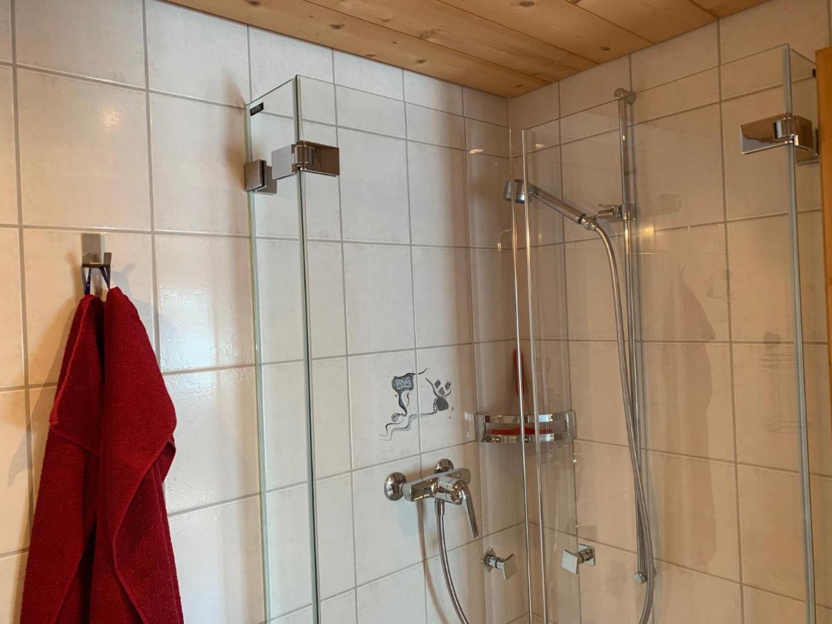 Chasa Bazzi Apartment Scuol Bagian luar foto